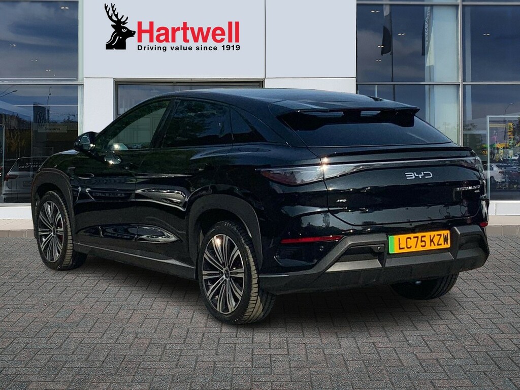 Byd Sealion 7 82.5Kwh Design Suv Awd 530 Ps Black #5