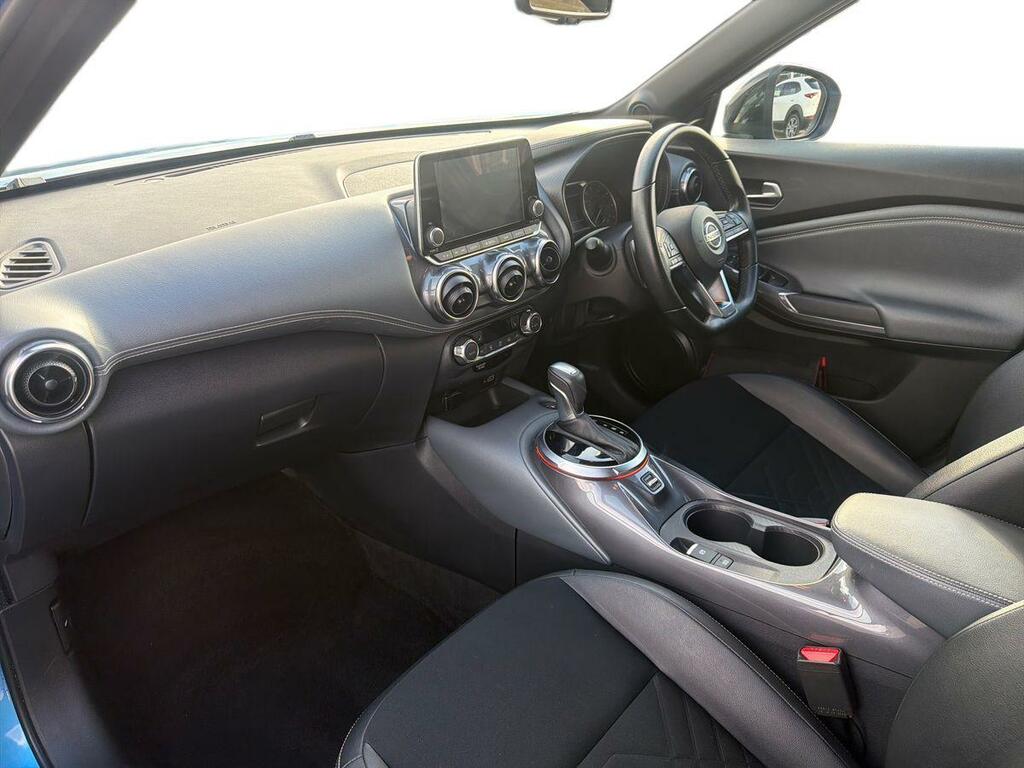 Nissan Juke Tekna Blue #16