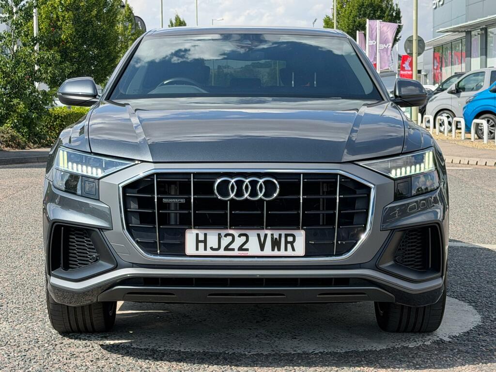 Audi Q8 3.0 Tfsi V6 55 S Line Suv Tiptronic Qua Grey #2