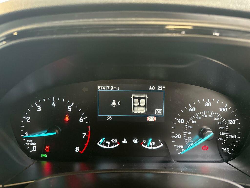 Ford Focus 1.5 St-line X Tdci 119 Bhp White #14