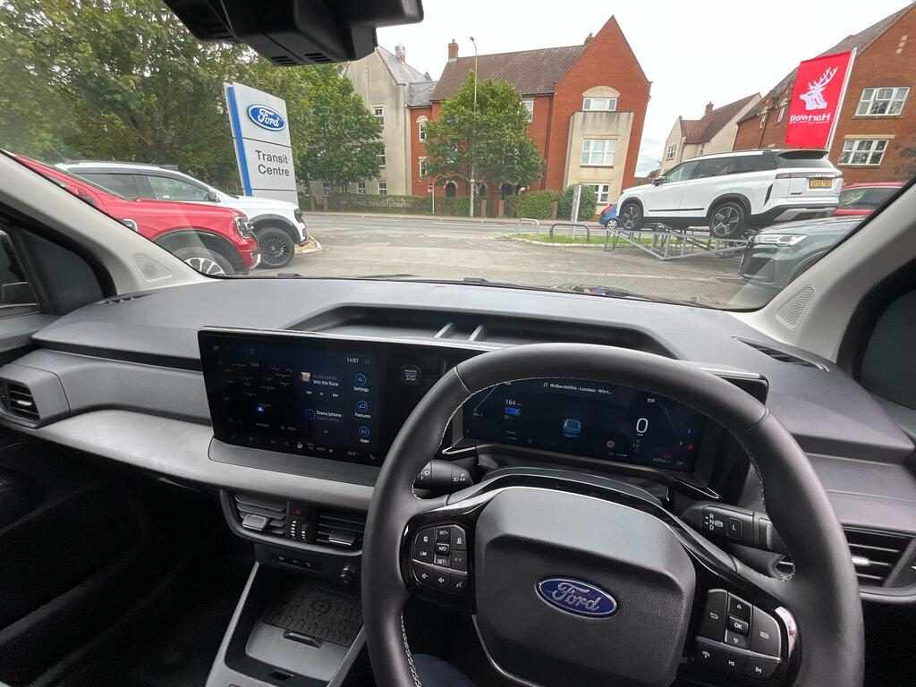 Ford Transit Courier 1.0 Ecoboost Limited Panel Van S Silver #14
