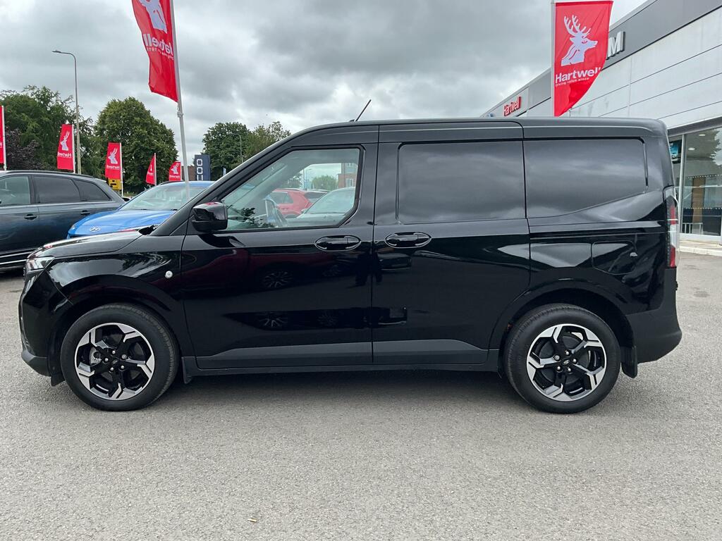 Ford Transit Courier 43Kwh Limited Panel Van Swb 136 Black #6