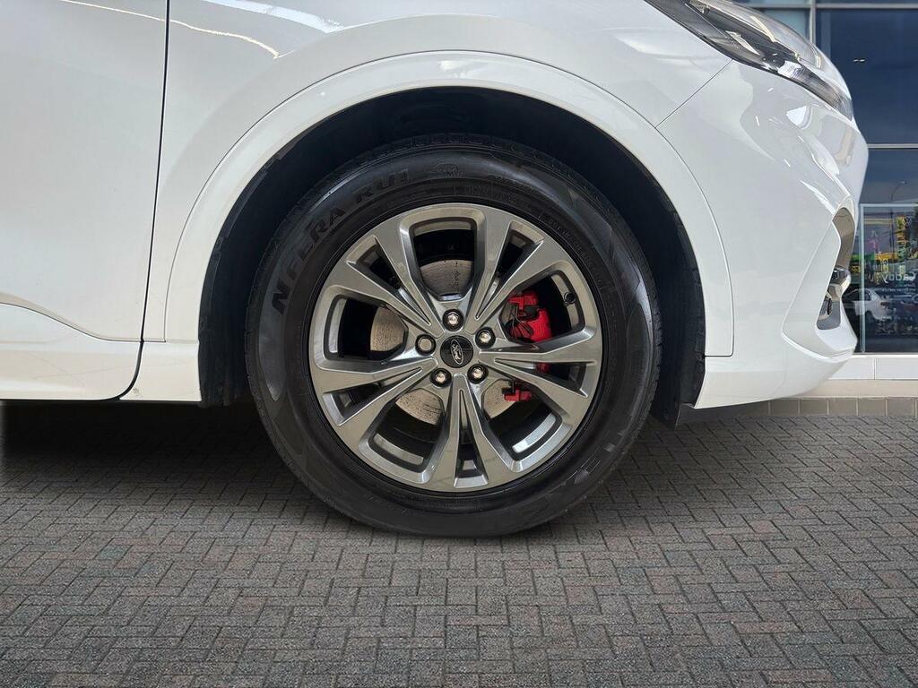 Ford Kuga 1.5 Ecoboost 150 Vignale Silver #9