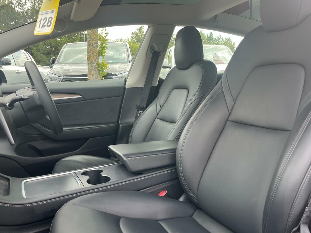 Tesla Model 3 Dual Motor Long Range Saloon 4 White #15