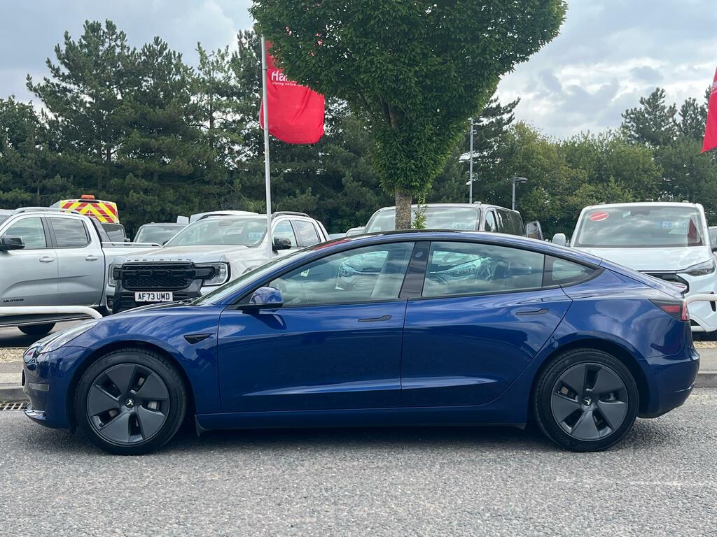 Tesla Model 3 Dual Motor Long Range Saloon 4 White #8
