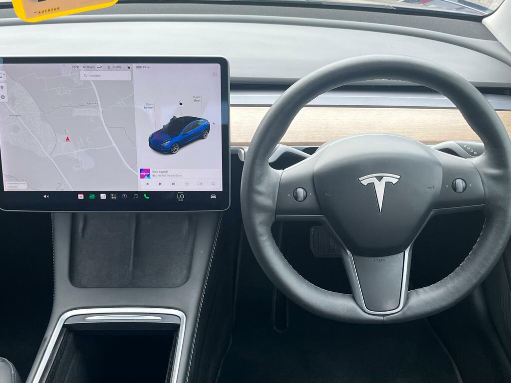 Tesla Model 3 Dual Motor Long Range Saloon 4 White #13