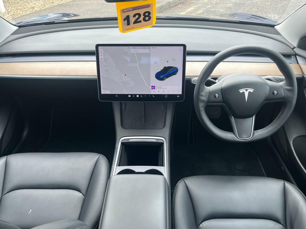 Tesla Model 3 Dual Motor Long Range Saloon 4 White #12