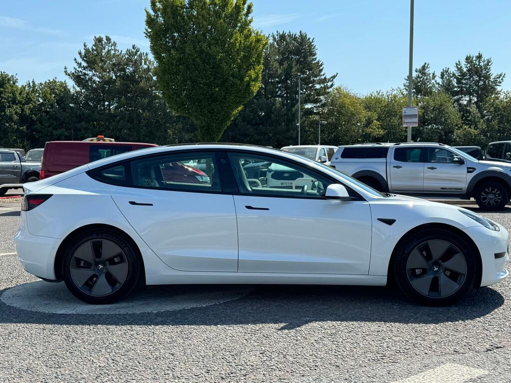 Tesla Model 3 Standard Range Plus Saloon Rwd White #5