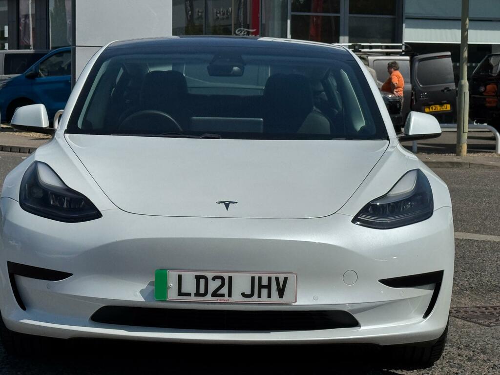 Tesla Model 3 Standard Range Plus Saloon Rwd White #2