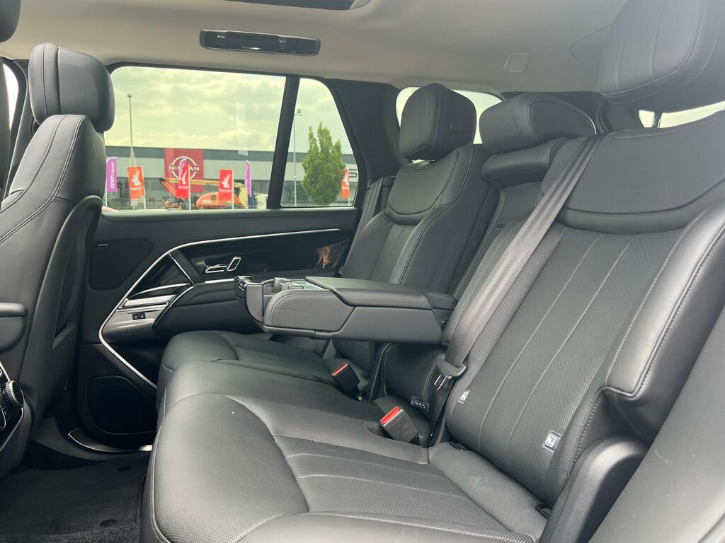 Land Rover Range Rover 3.0 D300 Se Black #28