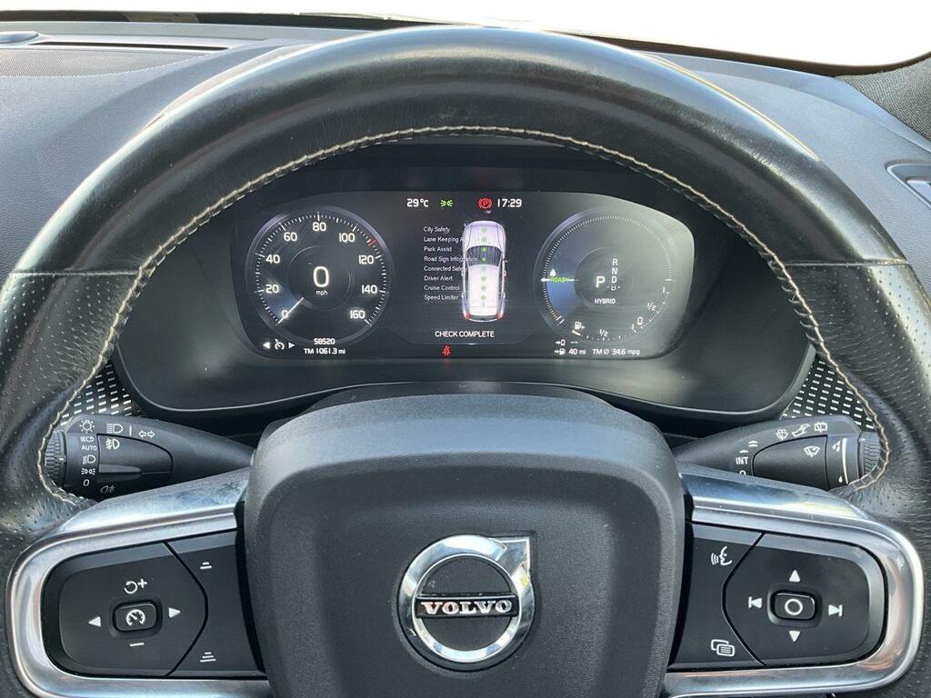 Volvo XC40 2L Inscription Pro Silver #13