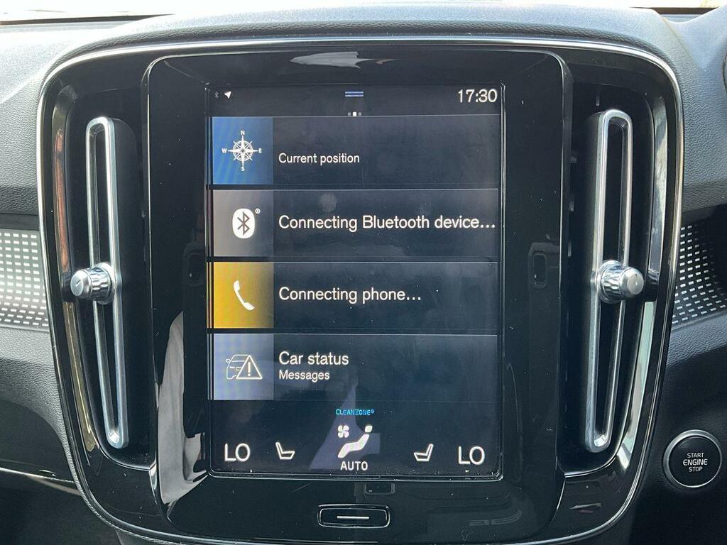 Volvo XC40 2L Inscription Pro Silver #19