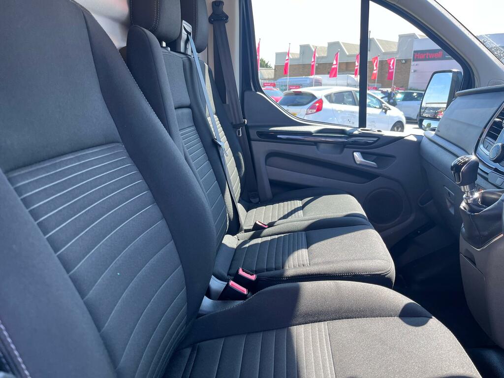 Ford Transit Custom Signature 2.0 Ecoblue 130 Bhp L1 Swb 6 Seat Double Black #15
