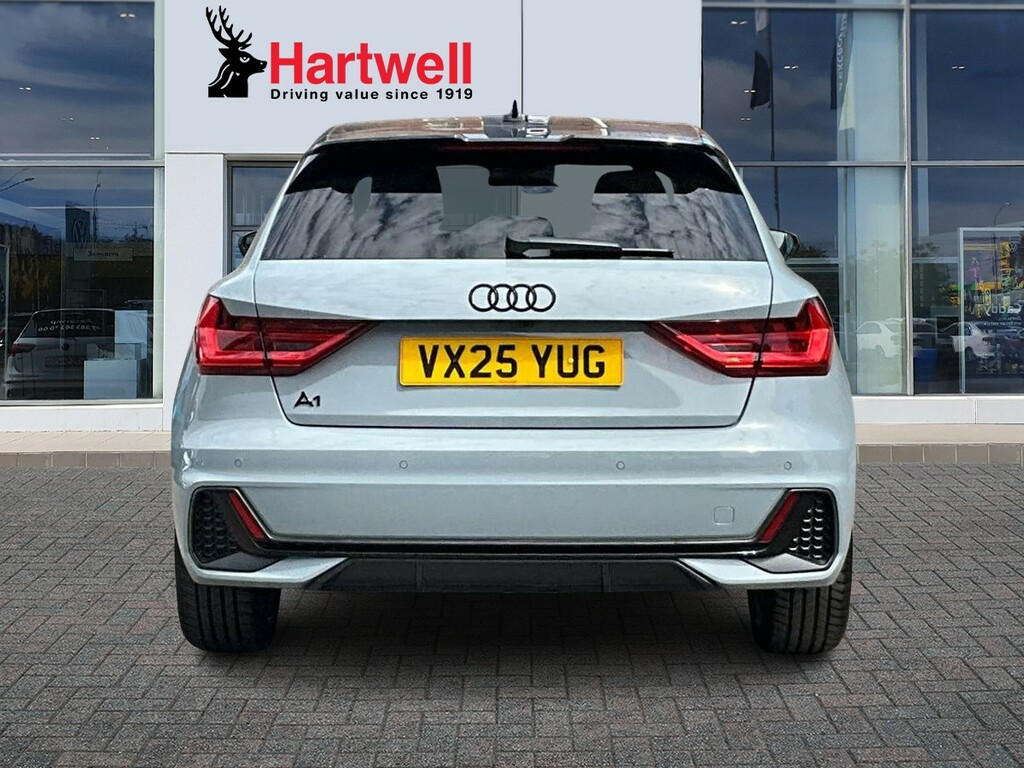 Audi A1 1.0 Tfsi 30 Black Edition Sportback S T Grey #4