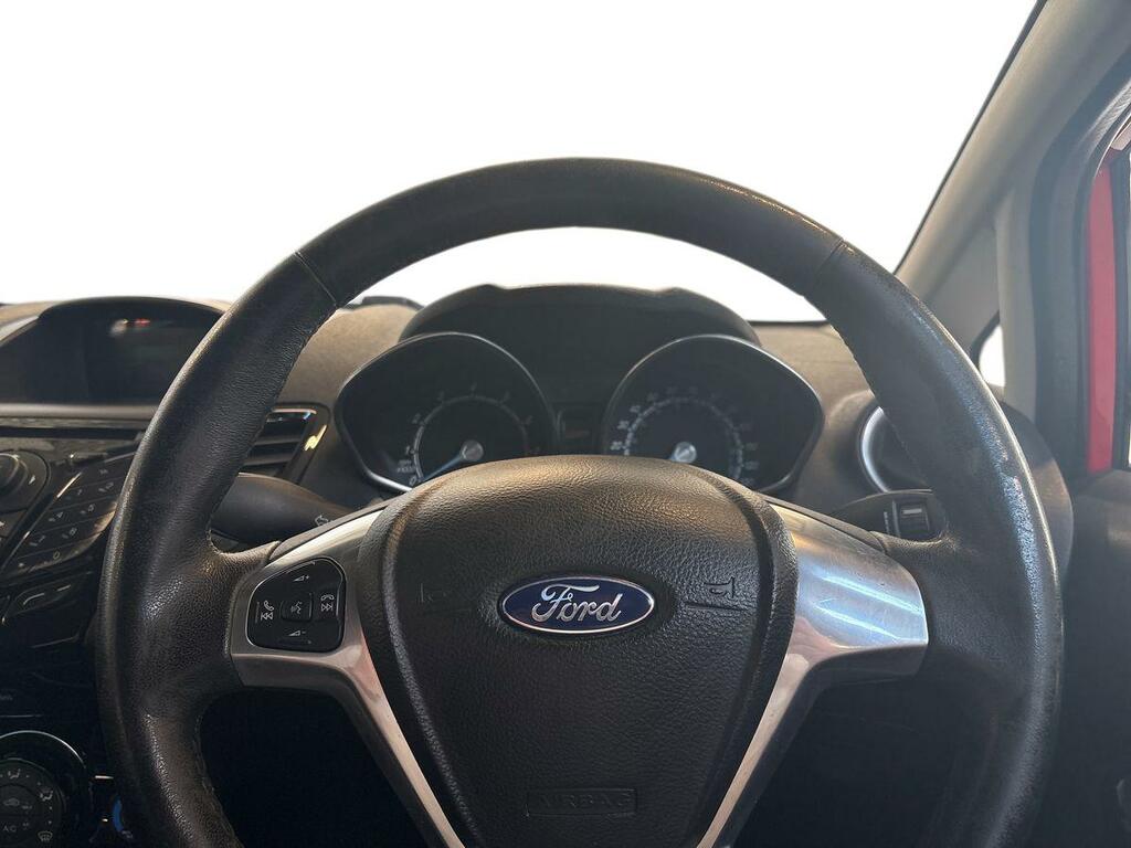 Ford Fiesta 1.25 Zetec Euro 5 Red #13