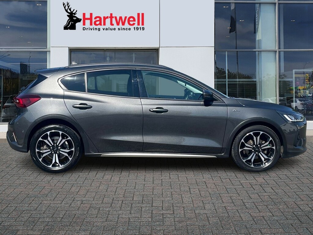 Ford Focus 1.0T Ecoboost Active X Hatchback #2