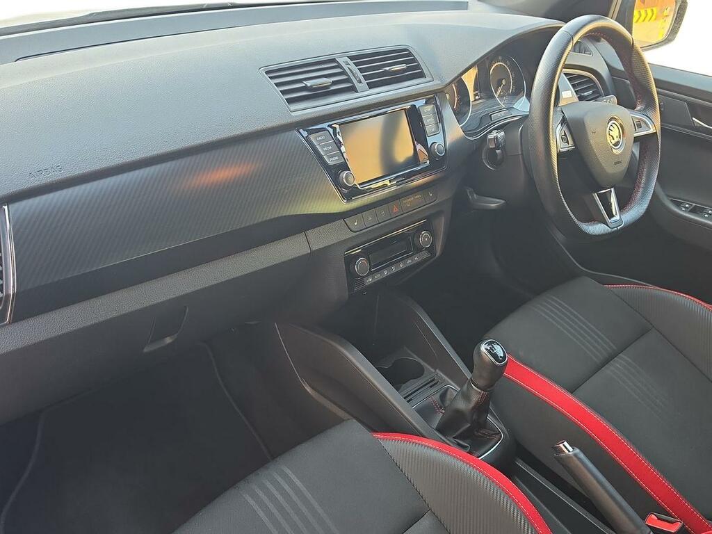 Skoda Fabia 1.0 Tsi Colour Edition Red #15