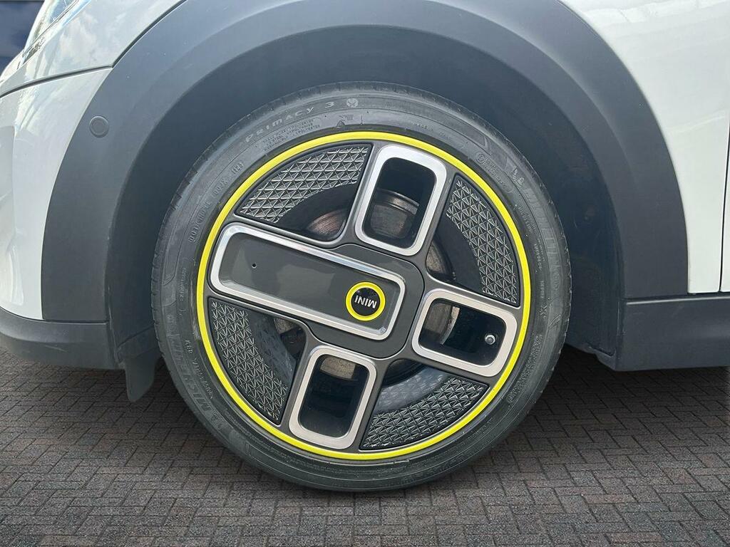 Mini Electric 32.6Kwh Level 3 Hatchback 184 P Black #9