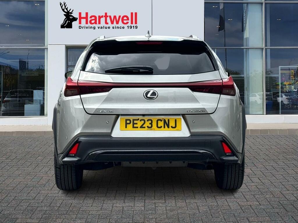 Lexus UX 2.0 250H F Sport Design Suv Hybrid E-cv #4