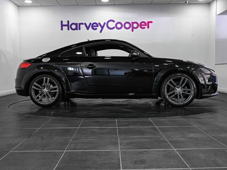 Audi TT 2.0T Fsi S Line S Tronic Coupe LK67LMM Black #4