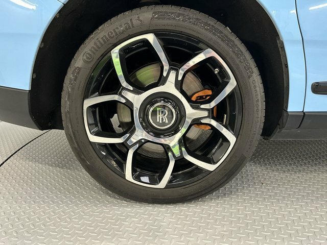 Rolls-Royce Cullinan V12 Silver #19