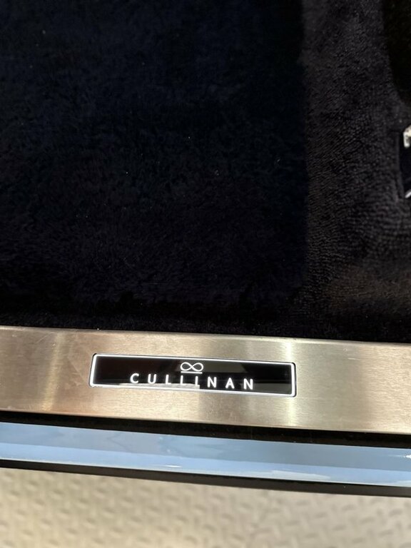 Rolls-Royce Cullinan V12 Silver #33
