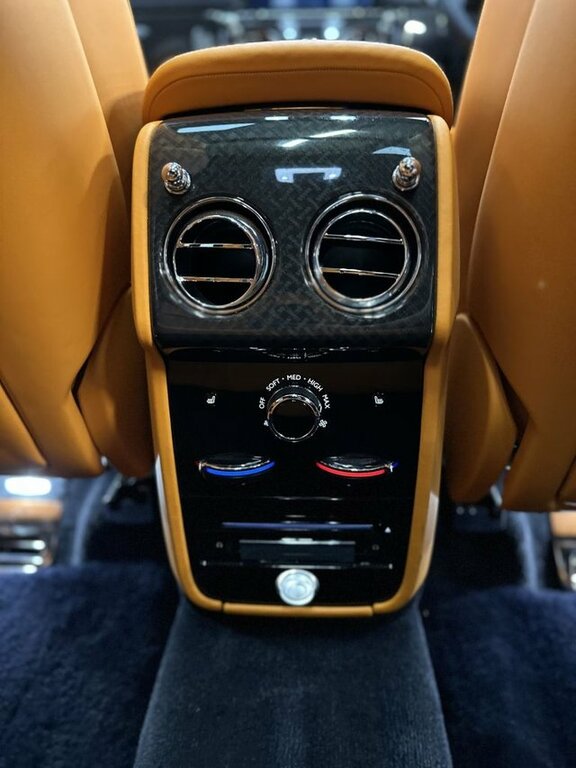 Rolls-Royce Cullinan V12 Silver #38