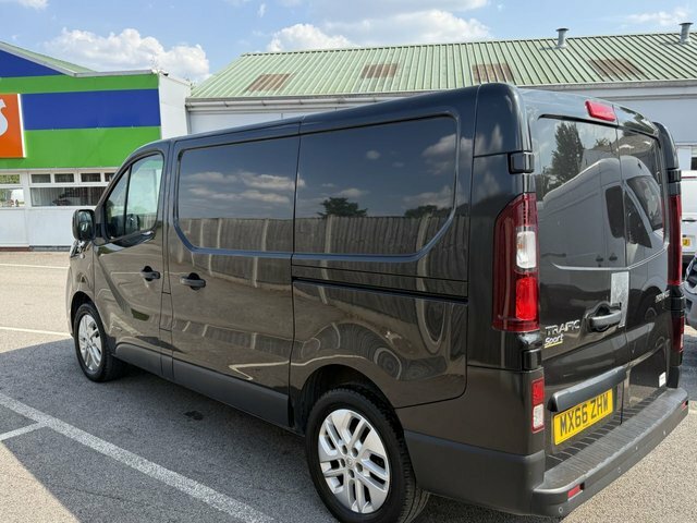 Renault Trafic 1.6 Dci 27 Sport Nav Panel Van S Black #5