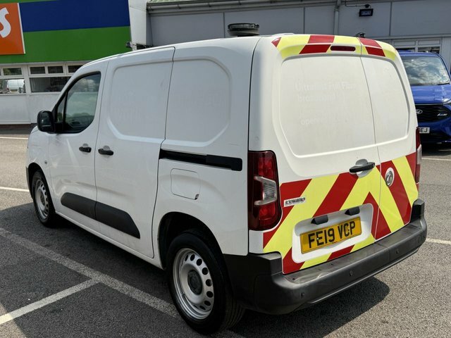 Vauxhall Combo 1.6 Turbo D 2300 Edition Panel Van Manu White #5