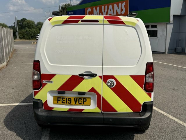 Vauxhall Combo 1.6 Turbo D 2300 Edition Panel Van Manu White #4