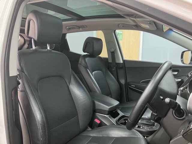 Hyundai Santa Fe 2.2 Crdi Style 5 Seats -Full Service History White #60