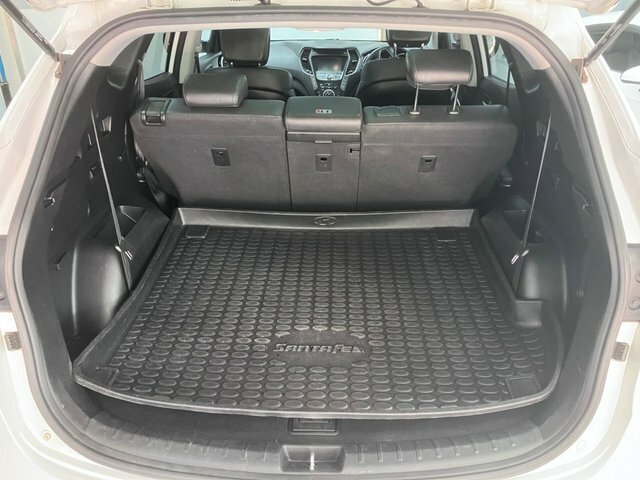 Hyundai Santa Fe 2.2 Crdi Style 5 Seats -Full Service History White #68