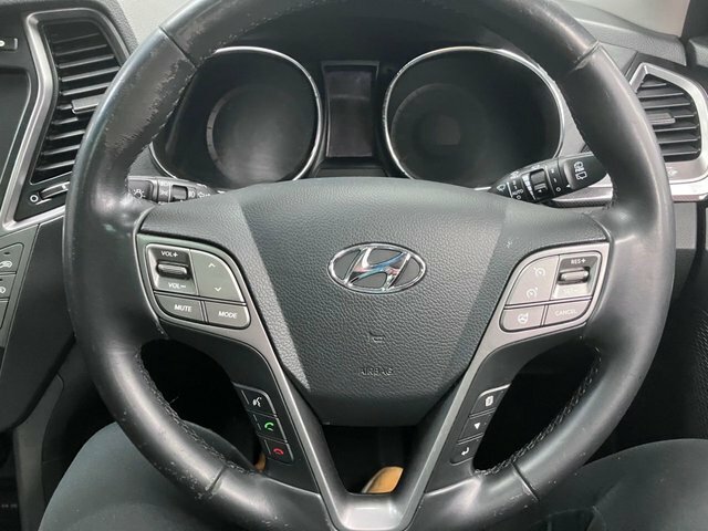 Hyundai Santa Fe 2.2 Crdi Style 5 Seats -Full Service History White #47
