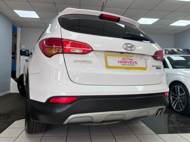 Hyundai Santa Fe 2.2 Crdi Style 5 Seats -Full Service History White #25