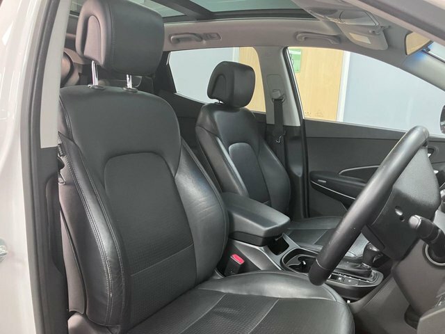 Hyundai Santa Fe 2.2 Crdi Style 5 Seats -Full Service History White #62