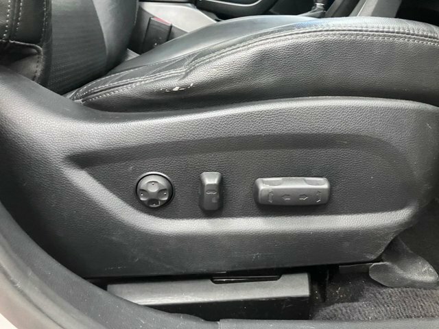 Hyundai Santa Fe 2.2 Crdi Style 5 Seats -Full Service History White #58