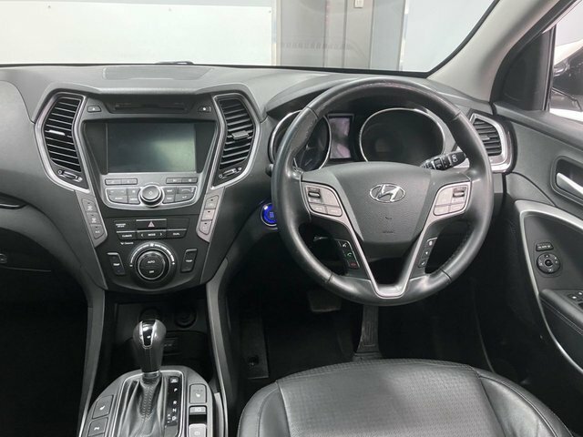 Hyundai Santa Fe 2.2 Crdi Style 5 Seats -Full Service History White #49