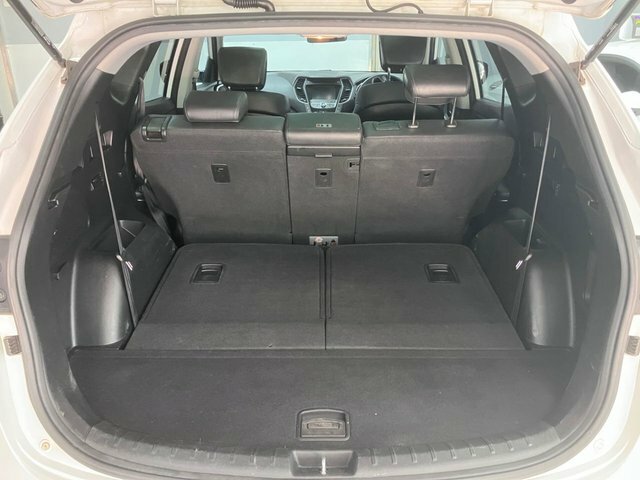 Hyundai Santa Fe 2.2 Crdi Style 5 Seats -Full Service History White #67
