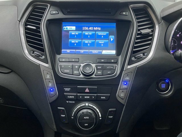 Hyundai Santa Fe 2.2 Crdi Style 5 Seats -Full Service History White #35