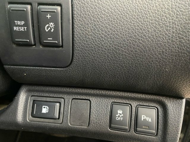Nissan Navara 2.3 Dci Tekna 4X4 Silver #15
