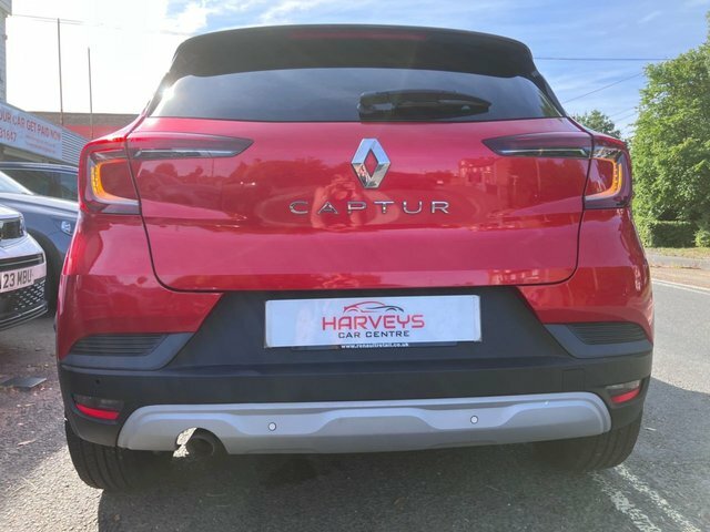 Renault Captur 1.3 Tce Iconic Suv Euro 6 S S Red #3