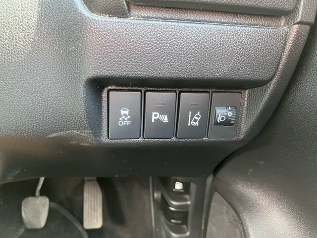 Honda Jazz 1.3 I-vtec Ex Cvt Euro 6 Ss Full Service Hi Silver #17