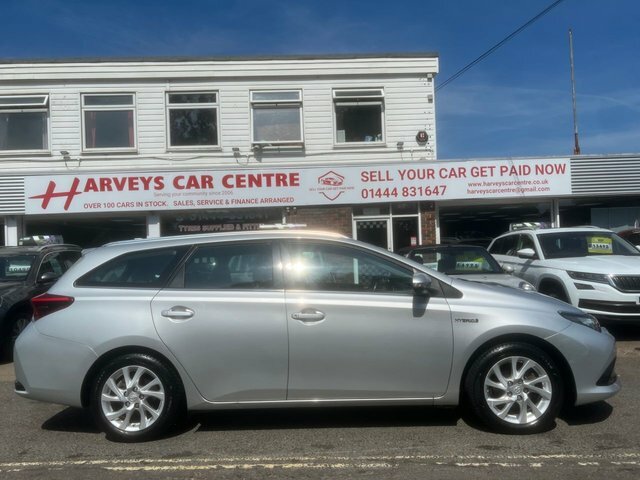 Toyota Auris 1.8 Vvt-h Business Edition Touring Sports Petr Silver #4