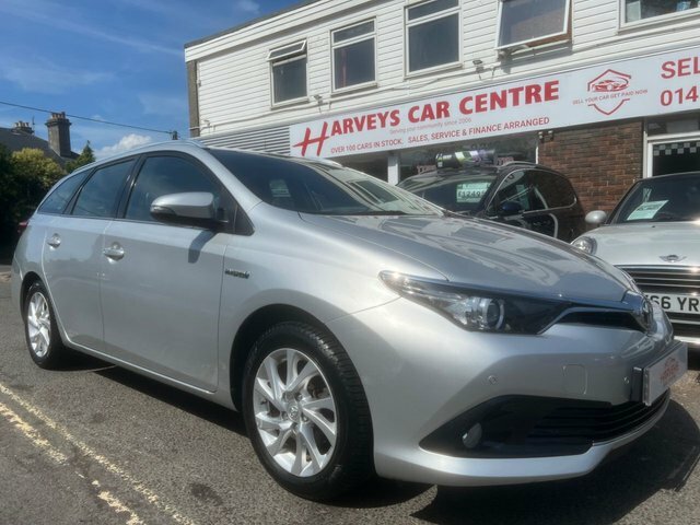 Toyota Auris 1.8 Vvt-h Business Edition Touring Sports Petr Silver #3