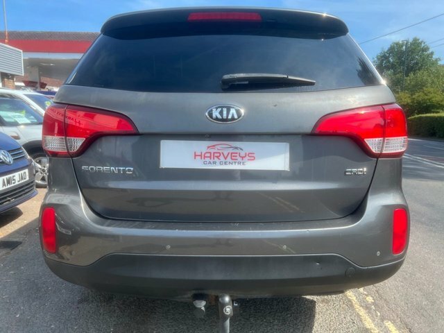 Kia Sorento Suv White #7