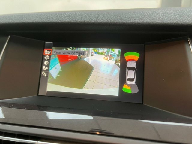 BMW 5 Series 520D Efficientdynamics Black #21