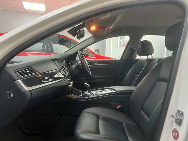 BMW 5 Series 520D Efficientdynamics Black #13