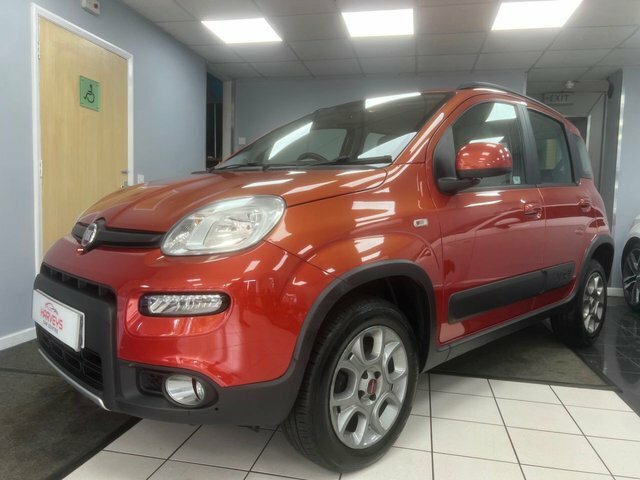 Fiat Panda 0.9 Twinair 4X4 Hatchback Euro 6 Red #6