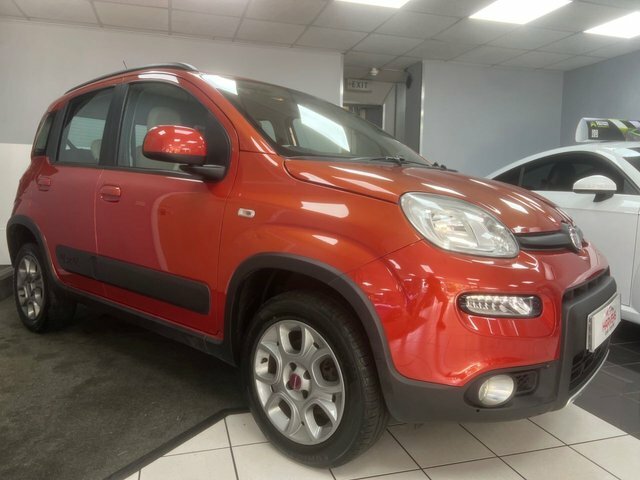 Fiat Panda 0.9 Twinair 4X4 Hatchback Euro 6 Red #3