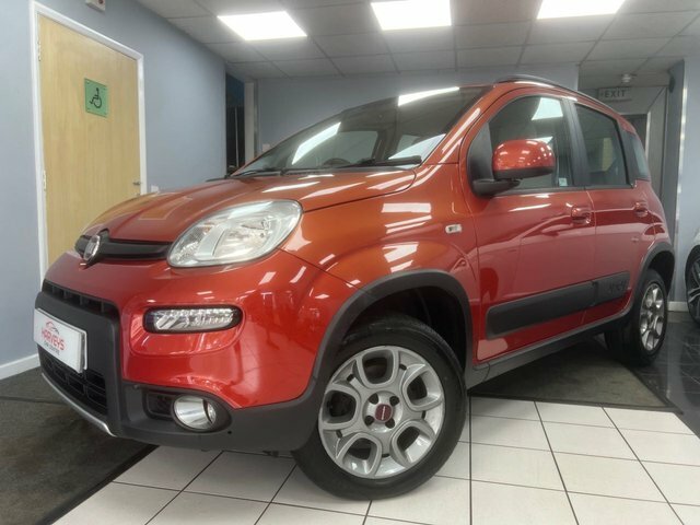 Fiat Panda 0.9 Twinair 4X4 Hatchback Euro 6 Red #5